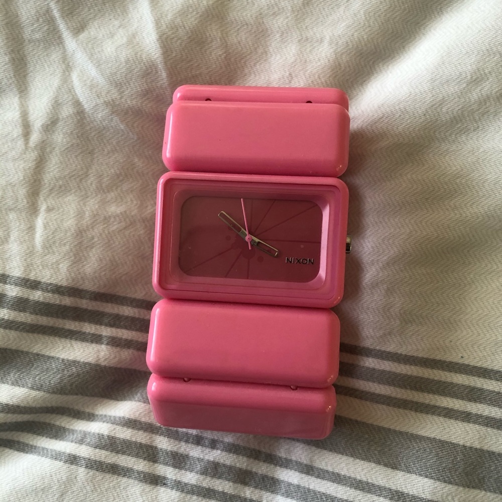 Nixon watch